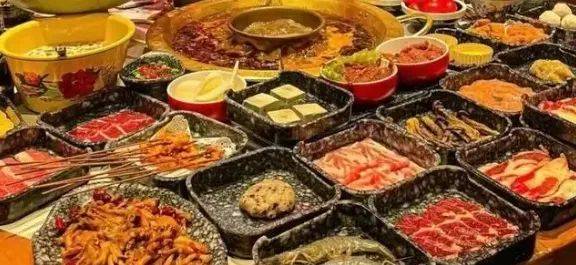 ”经济：深夜火锅背后的商机麻将胡了火锅行业的“夜猫子